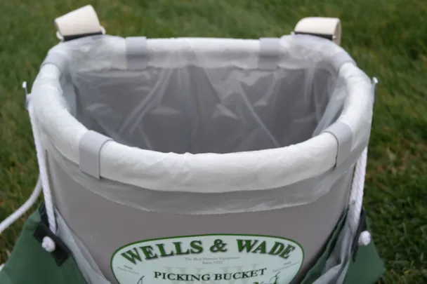 [41220] Wells & Wade BL-1 Plastic Bag Liner, Roll of 100